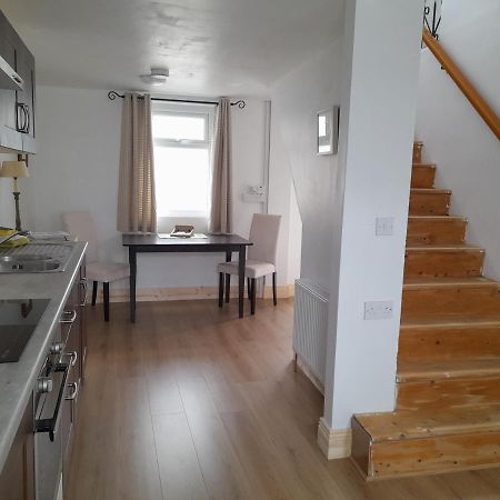 Central Town Apartment Γουέξφορντ Εξωτερικό φωτογραφία