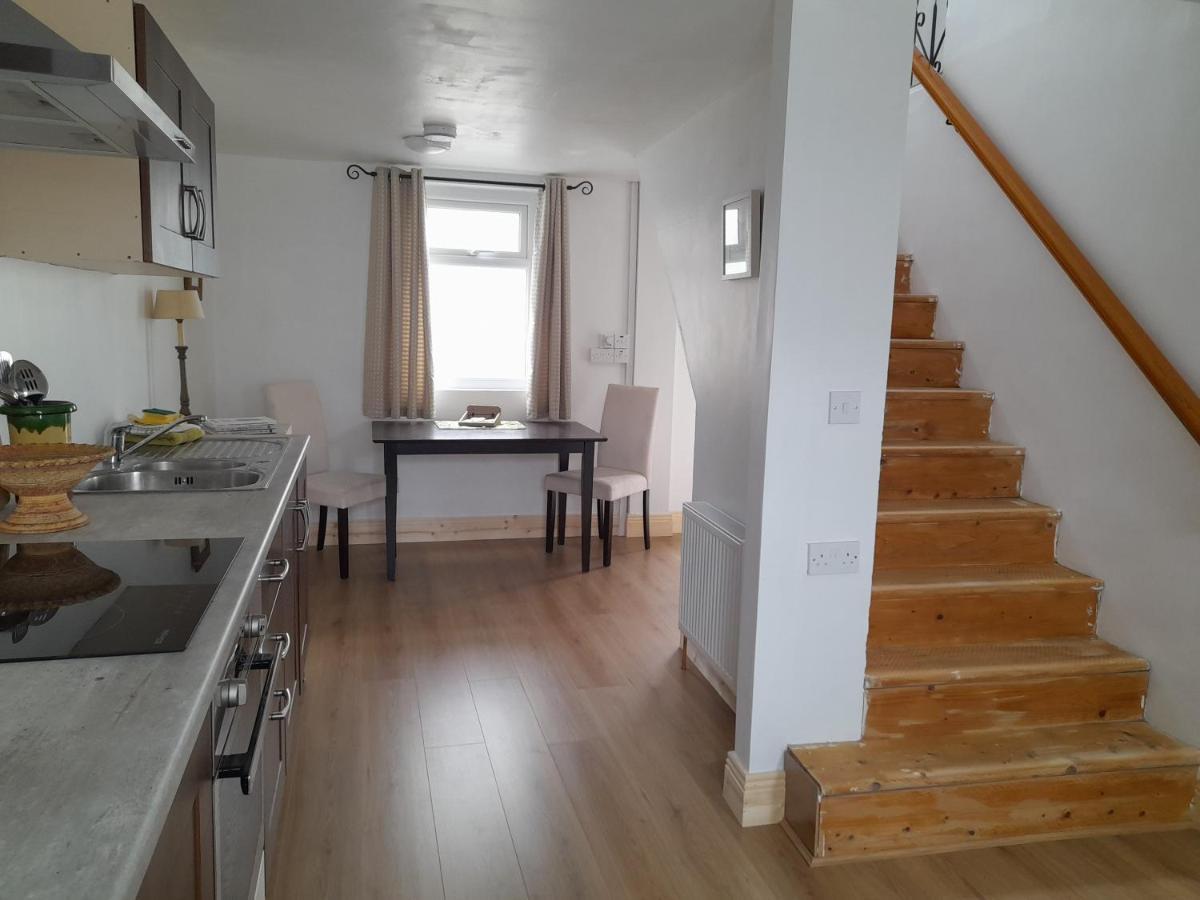 Central Town Apartment Γουέξφορντ Εξωτερικό φωτογραφία